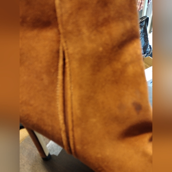 June Ambrose high heeled booties, suede, tan, size 9M. - Picture 8 of 11